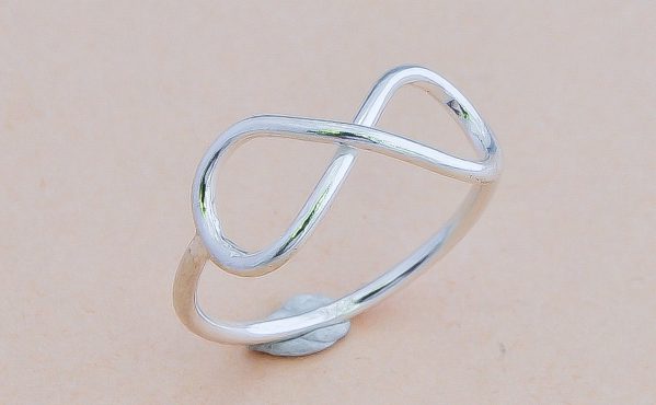 ANILLO DE PLATA Infinite